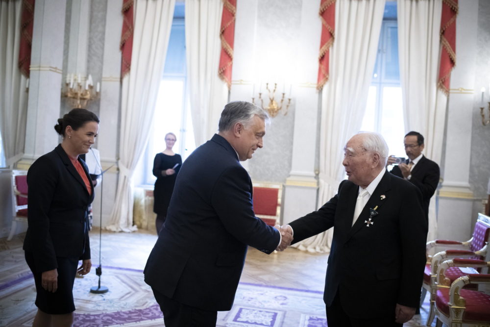 Kitüntették a Suzuki cégvezetőjét