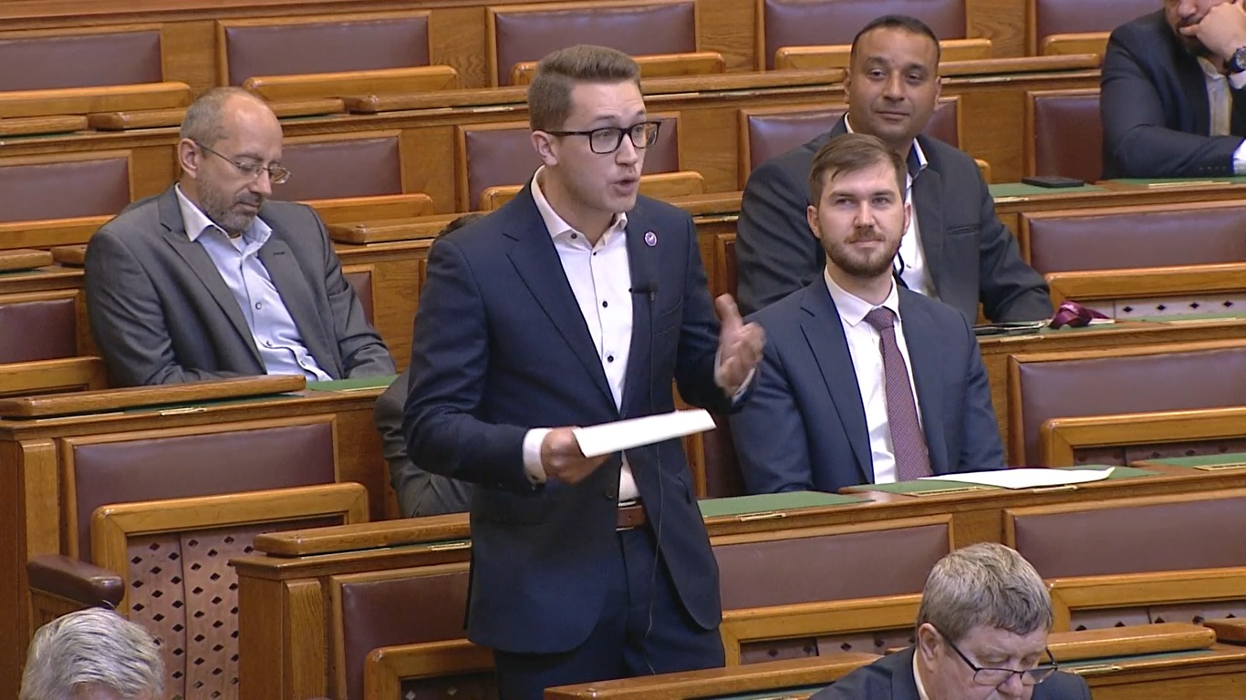 Bedő Dávid: a Momentum pontosan tudja, milyen változásokat kellene végrehajtani