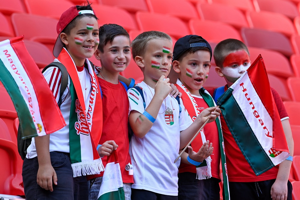 Kovács Zoltán: Idióta, aki a gyerekeket hibáztatja