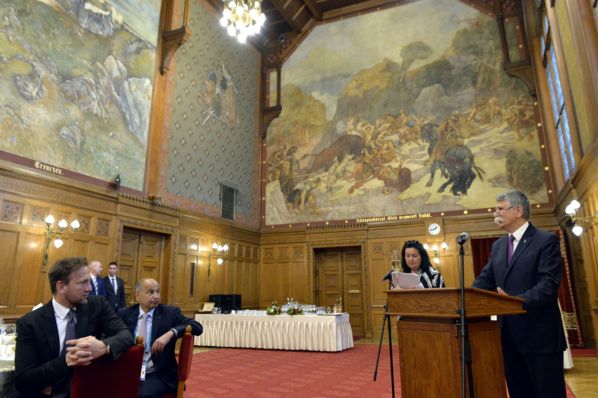 A világbajnokság ünnep a versenyzőknek, a szurkolóknak