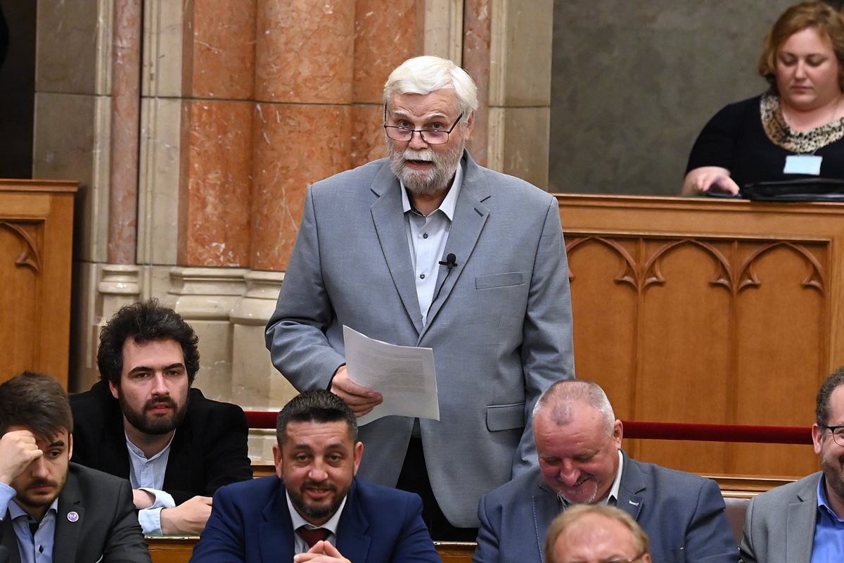 Mellár Tamás helikopteres pénzszórásról beszélt, Bokros Lajost is megidézte