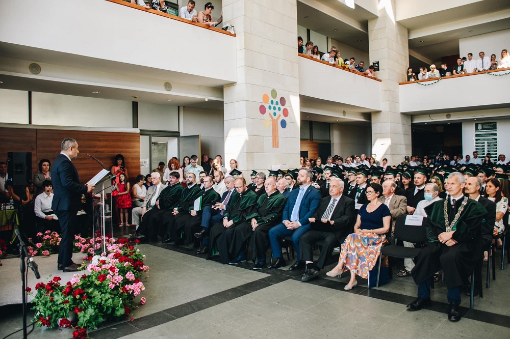 A Sapientia egyetem a szülőföldön boldogulásra sarkallja a magyarságot