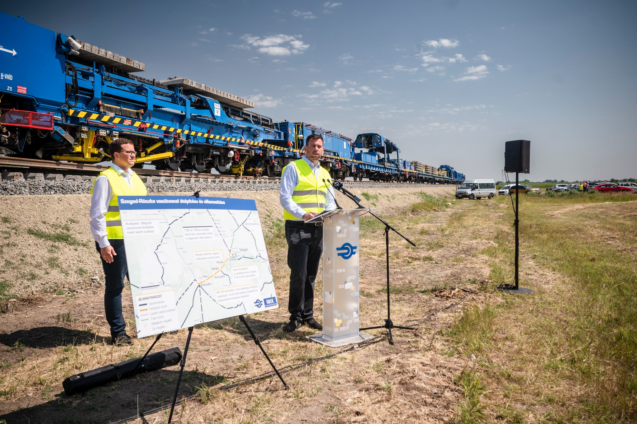 Elérte a szerb határt a vágányépítés a magyar oldalon is