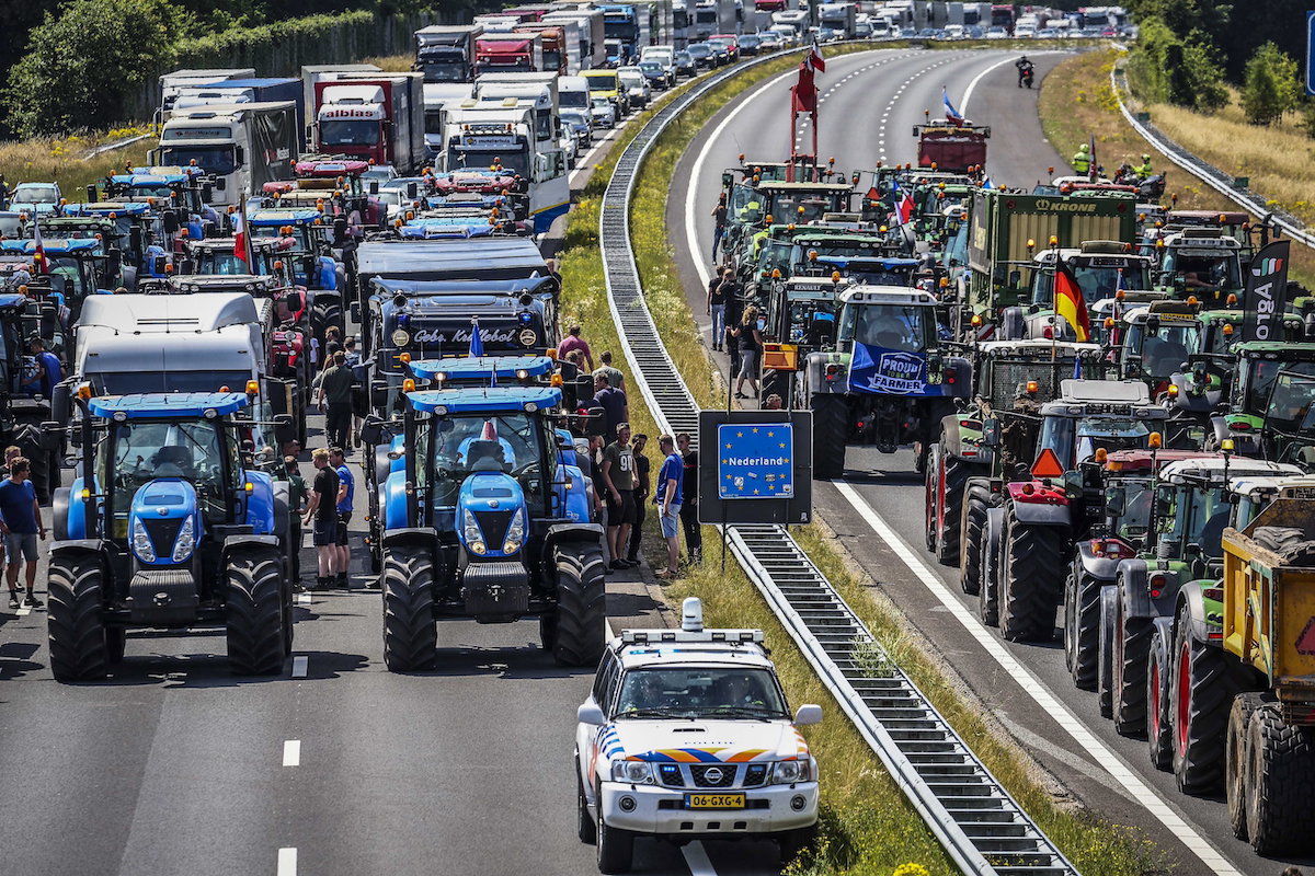 Forradalmat idéző hangulat uralkodik Hollandiában