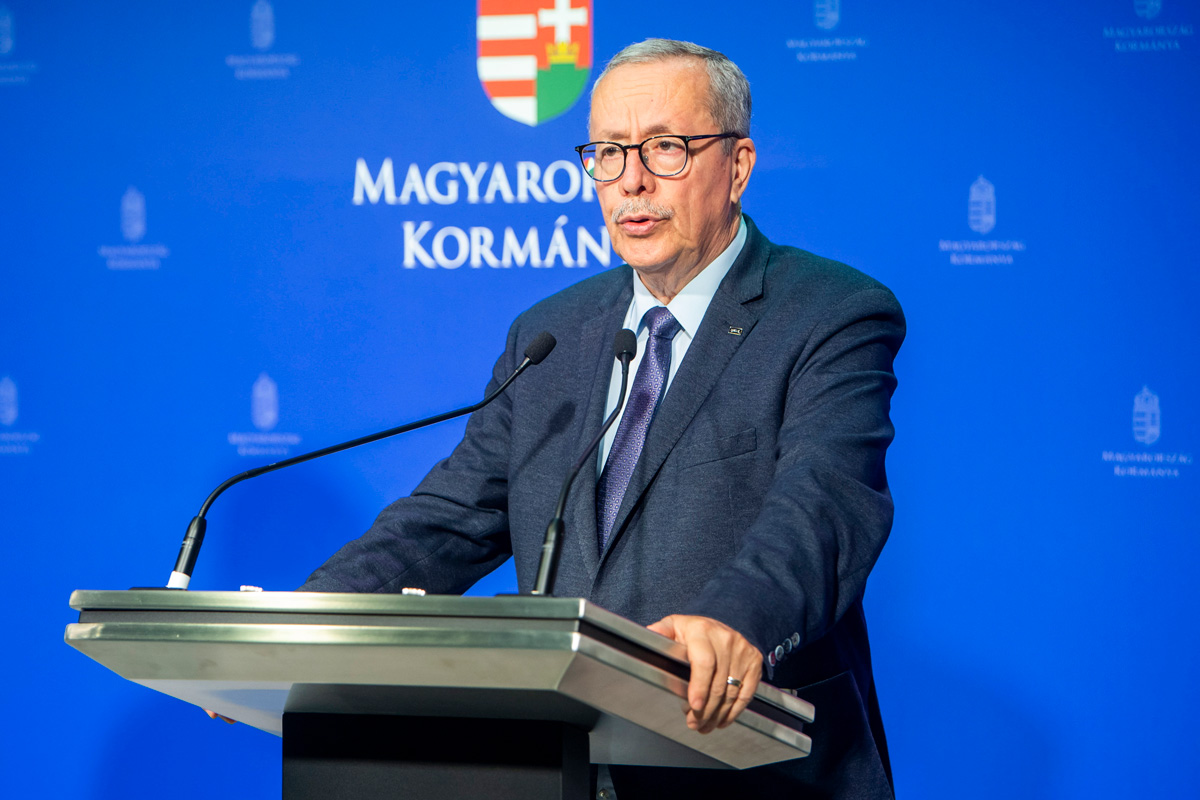 Bakondi György: akár nagyobb migrációs nyomás is lehet, mint 2015-ben