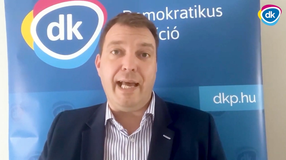 A DK ellenzi a miniszterelnök fizetésemelését