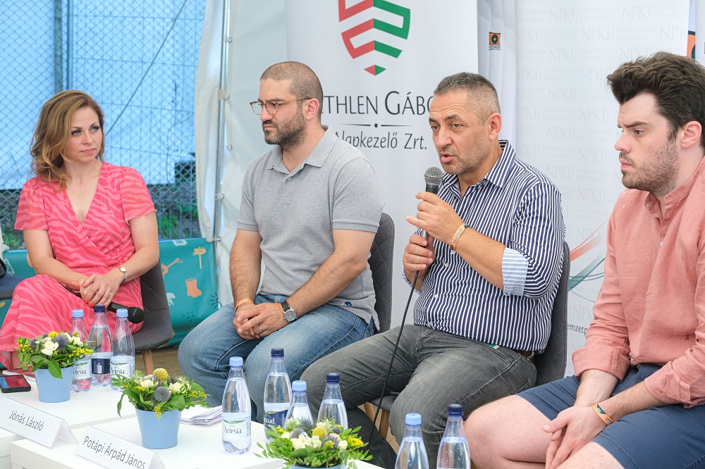 Potápi Árpád János: az eredmények megőrzéséről kell gondolkozni