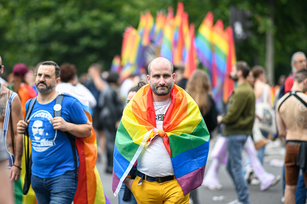 A francia melegek a kormányt okolják a „majomvírus-válságért”