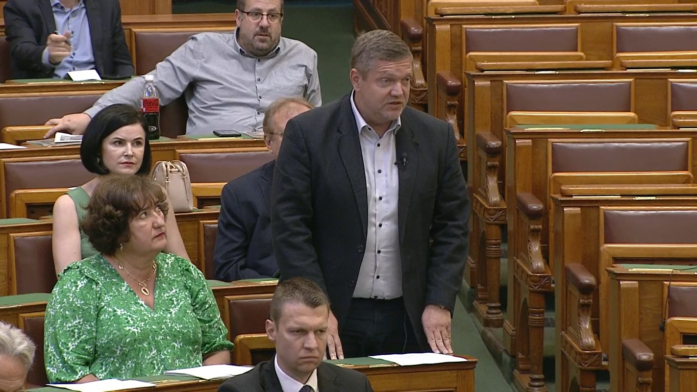 Tóth Bertalan: Orbán Viktor tőlünk ne várjon támogatást!