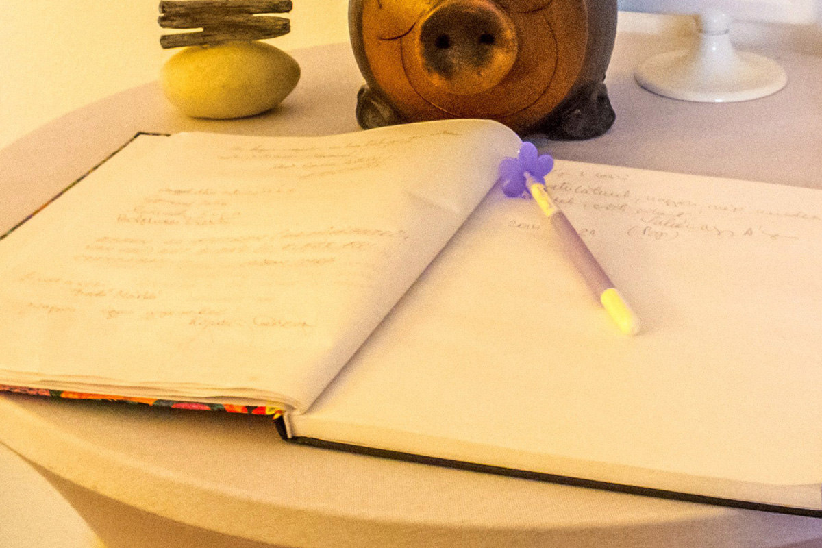 Jövőre már hiába keressük a papíralapú vendégkönyvet a szállodákban