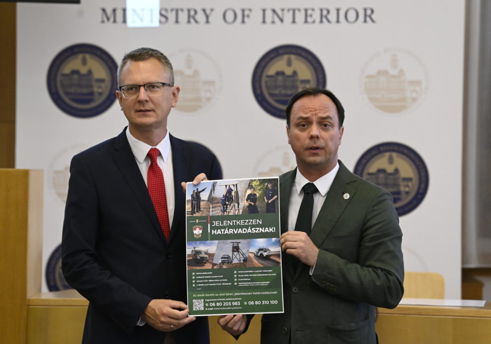 A kormány határvadász alakulatokkal erősíti a határok védelmét