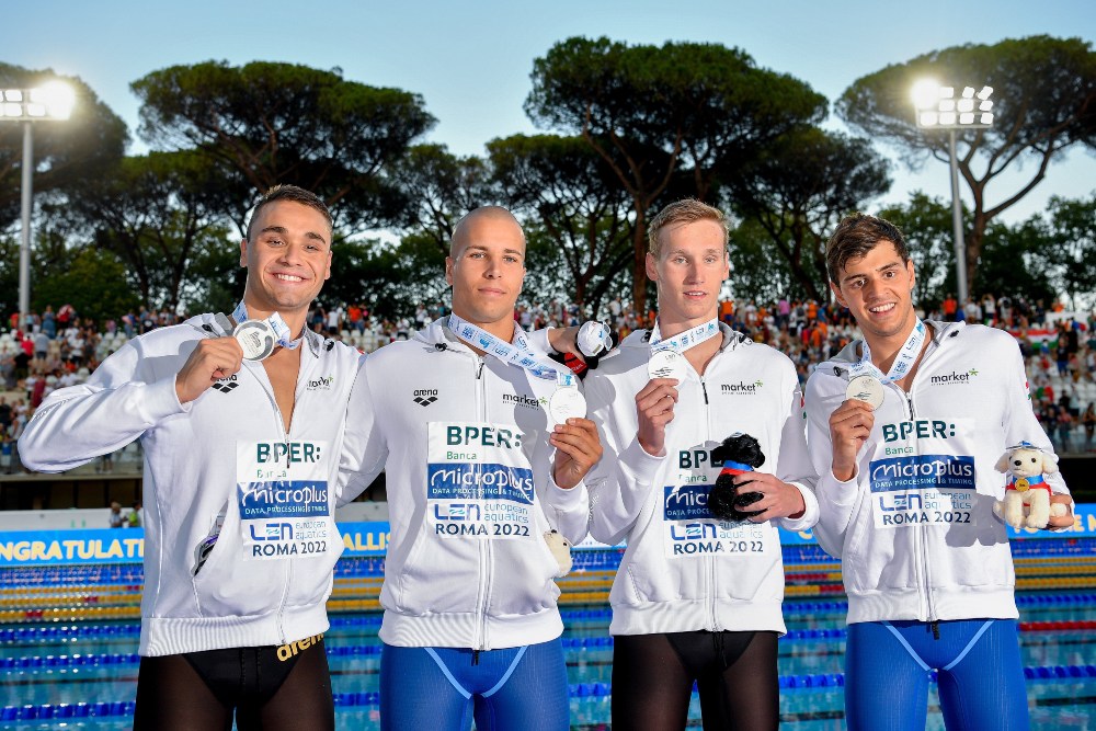 Ezüstérmes a 4x100 méteres férfi gyorsváltó