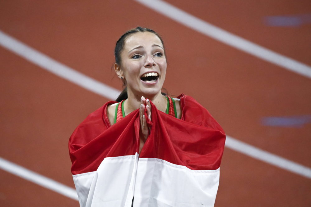 Kozák Luca a 100 méteres gátfutás döntője után