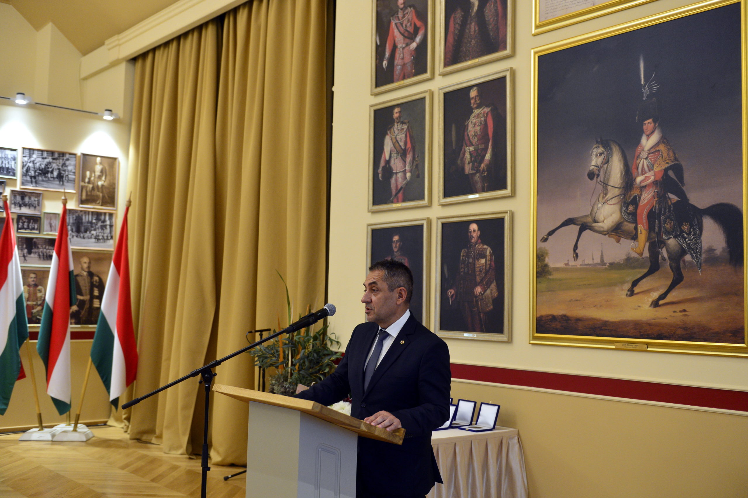 Potápi Árpád János: Meg kell védeni a nemzetet