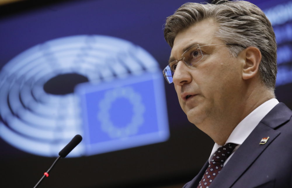 Horvát kormányfő: az INA igazgatótanácsának felelősségre vonását fogják kérni