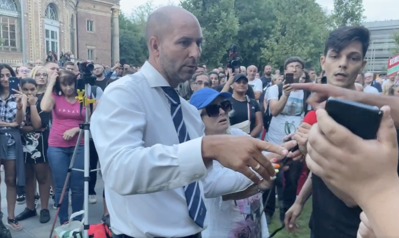 Gazdatüntetés: megint becsapott mindenkit Szabó Bálint?