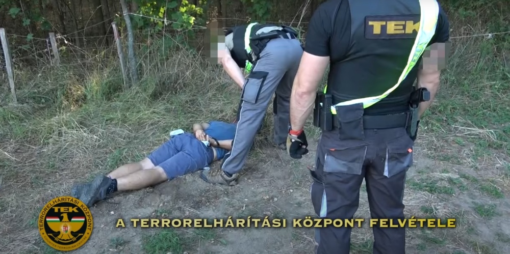 Elfogtak egy terrorcselekmények miatt körözött férfit Nógrád megyében