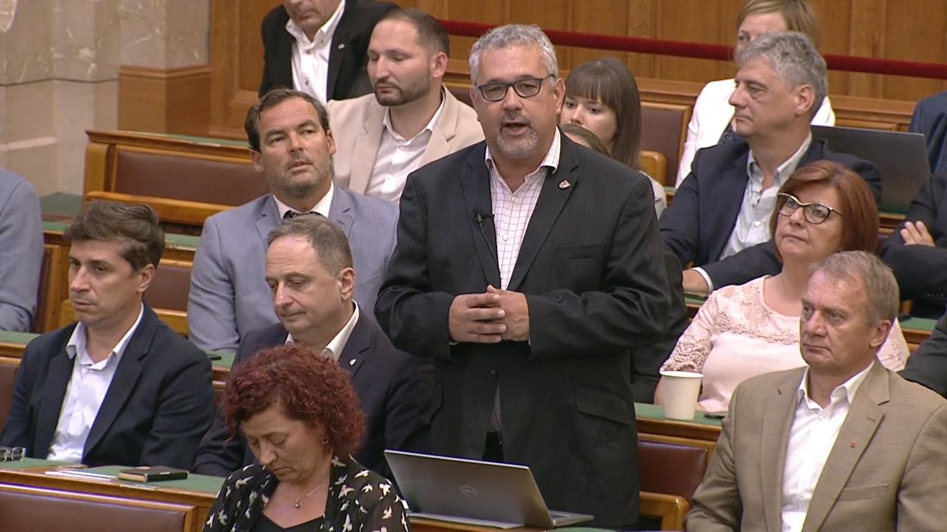 Arató lerántotta a leplet arról, mire készülnek Gyurcsánnyal