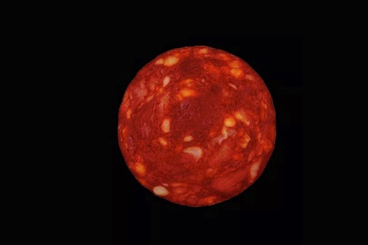 Egy kolbászszelet tartotta lázban a csillagászat iránt érdeklődőket