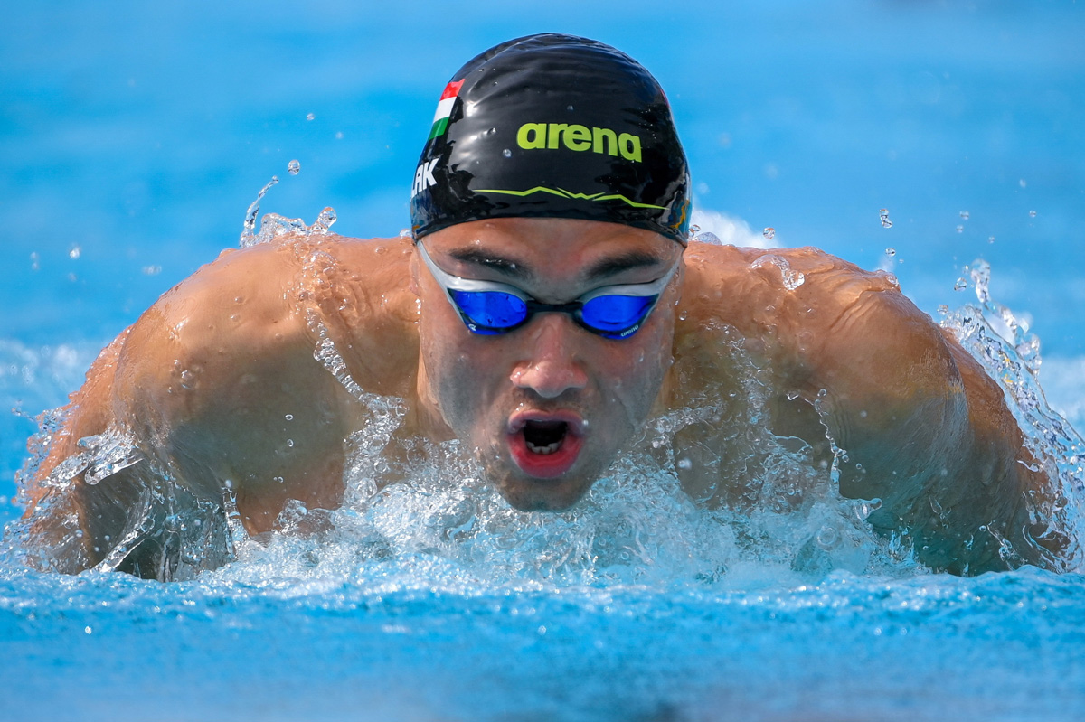 Milák Kristóf a legjobb idővel elődöntős, Hosszú Katinka is továbbjutott