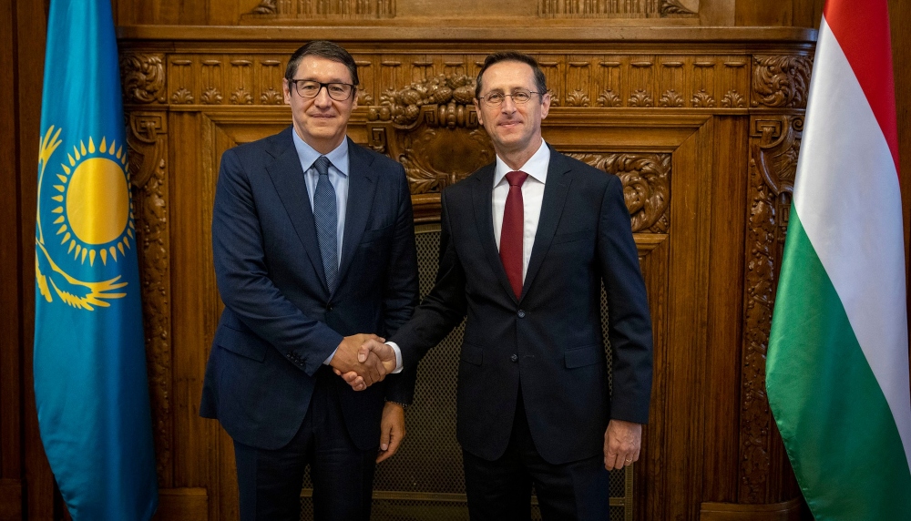 Erősödik az energetikai együttműködés Kazahsztánnal