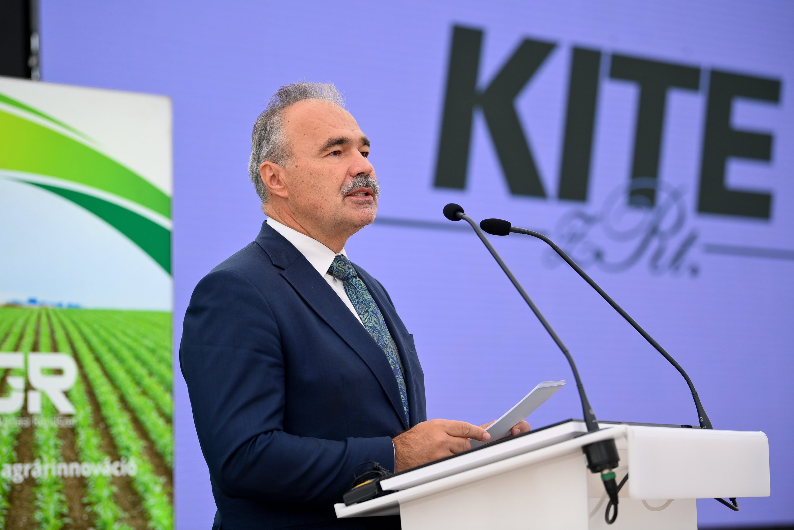 Agrárminiszter: az aszály elleni küzdelem stratégiai kérdés