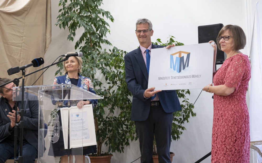 Tehetséggondozó műhely elismerést kapott az Addetur Baptista Gimnázium