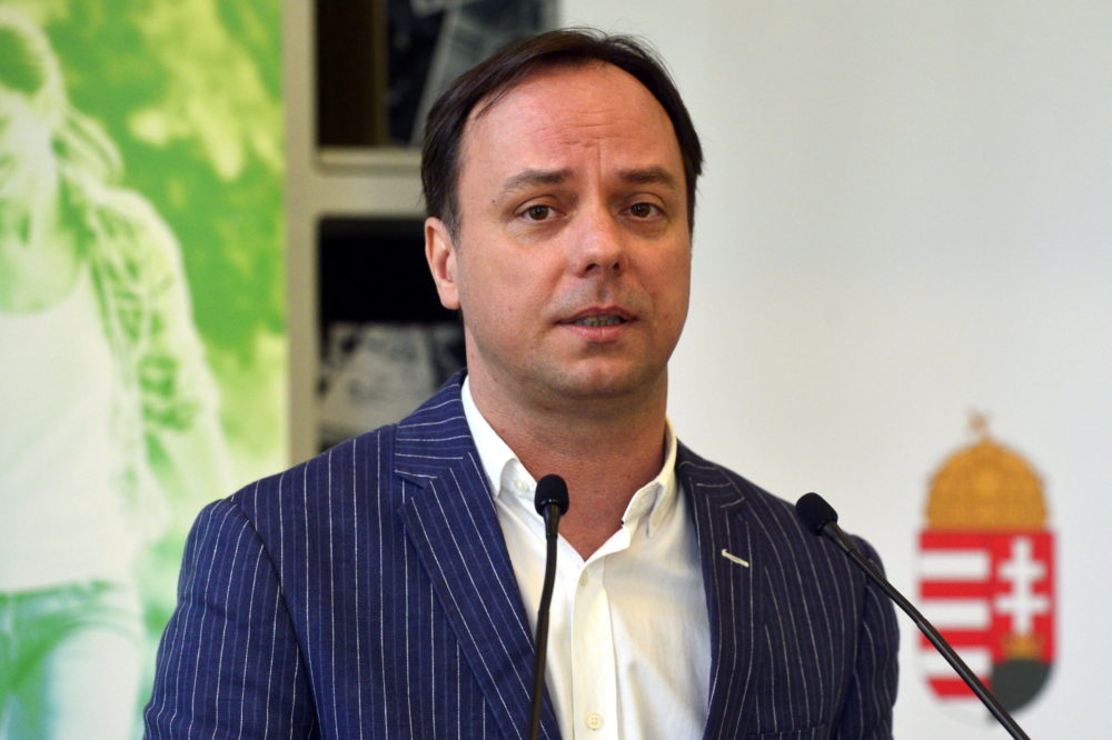 Számíthatnak a kormány segítségére a horgászok és a vadászok