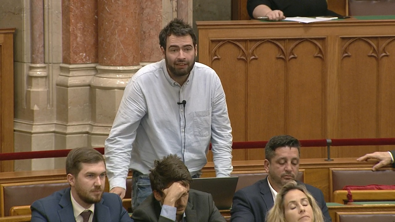 Rétvári Bence Jámbor Andrásnak: ön politikai vakságban szenved