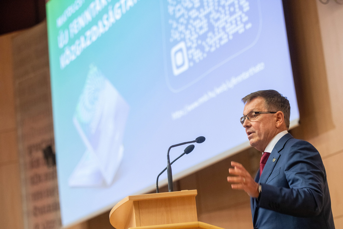 Matolcsy György új gondolkodásmódot szorgalmaz