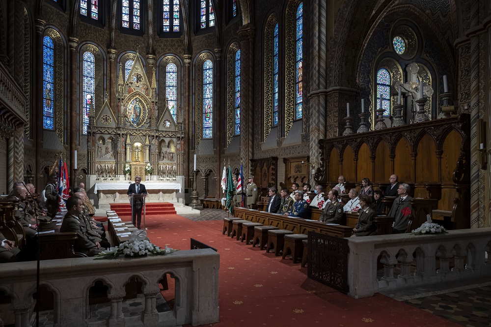 Vargha Tamás: fontos ápolni győzelmi örökségünk emlékét