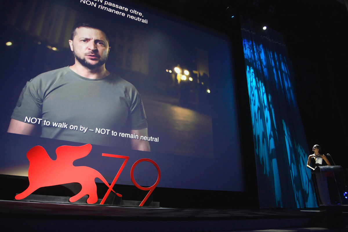 Zelenszkij ismét haditanácsot hívott össze