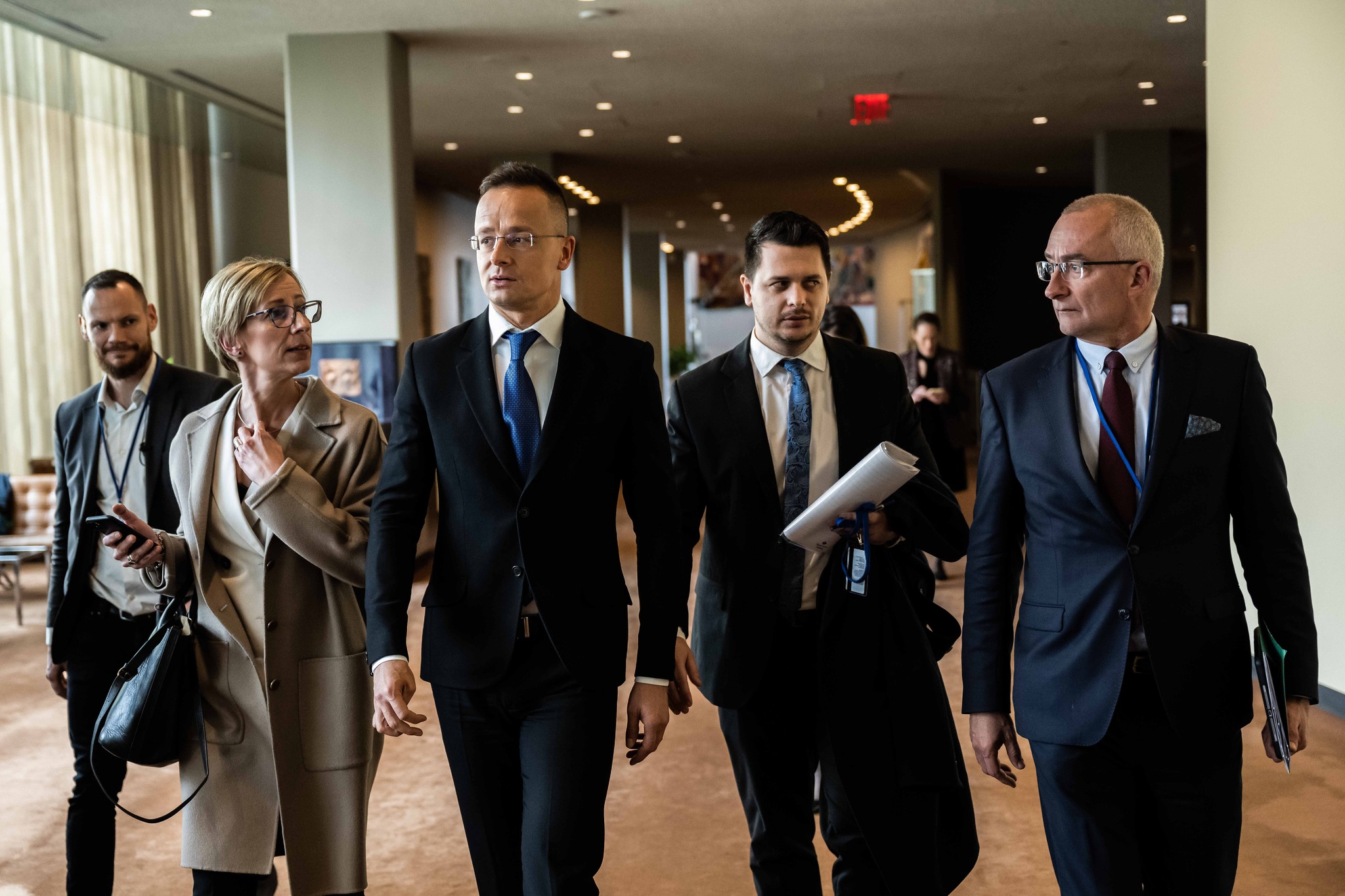 Fegyverszünet és béketárgyalás