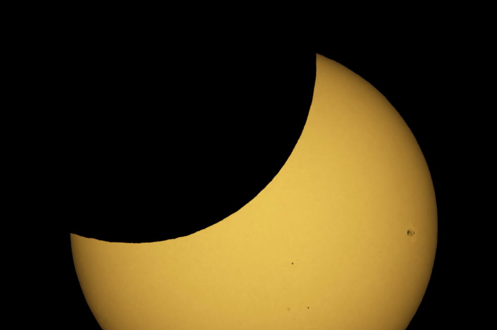 Részleges napfogyatkozás