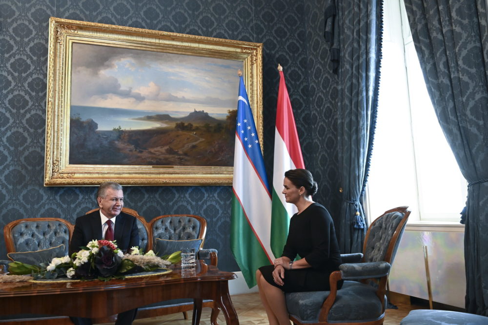 Budapesten fogadta Savkat Mirzijojev üzbég elnököt Novák Katalin
