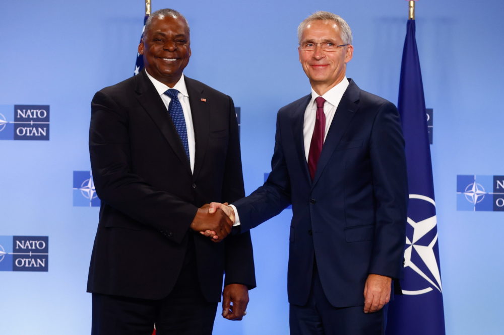 Washington megvédi a NATO területének minden négyzetcentiméterét