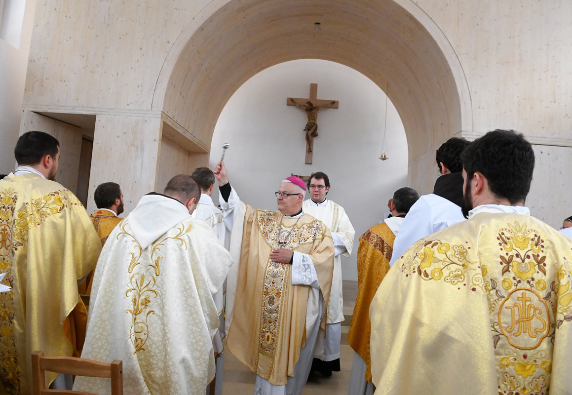 Soltész Miklós: Nehéz időkben szükség van biztos pontokra