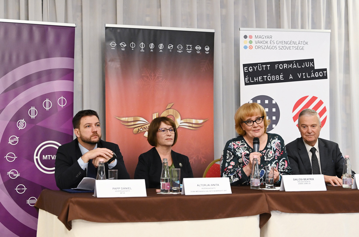 Vakok javára gyűjt idén a közmédia