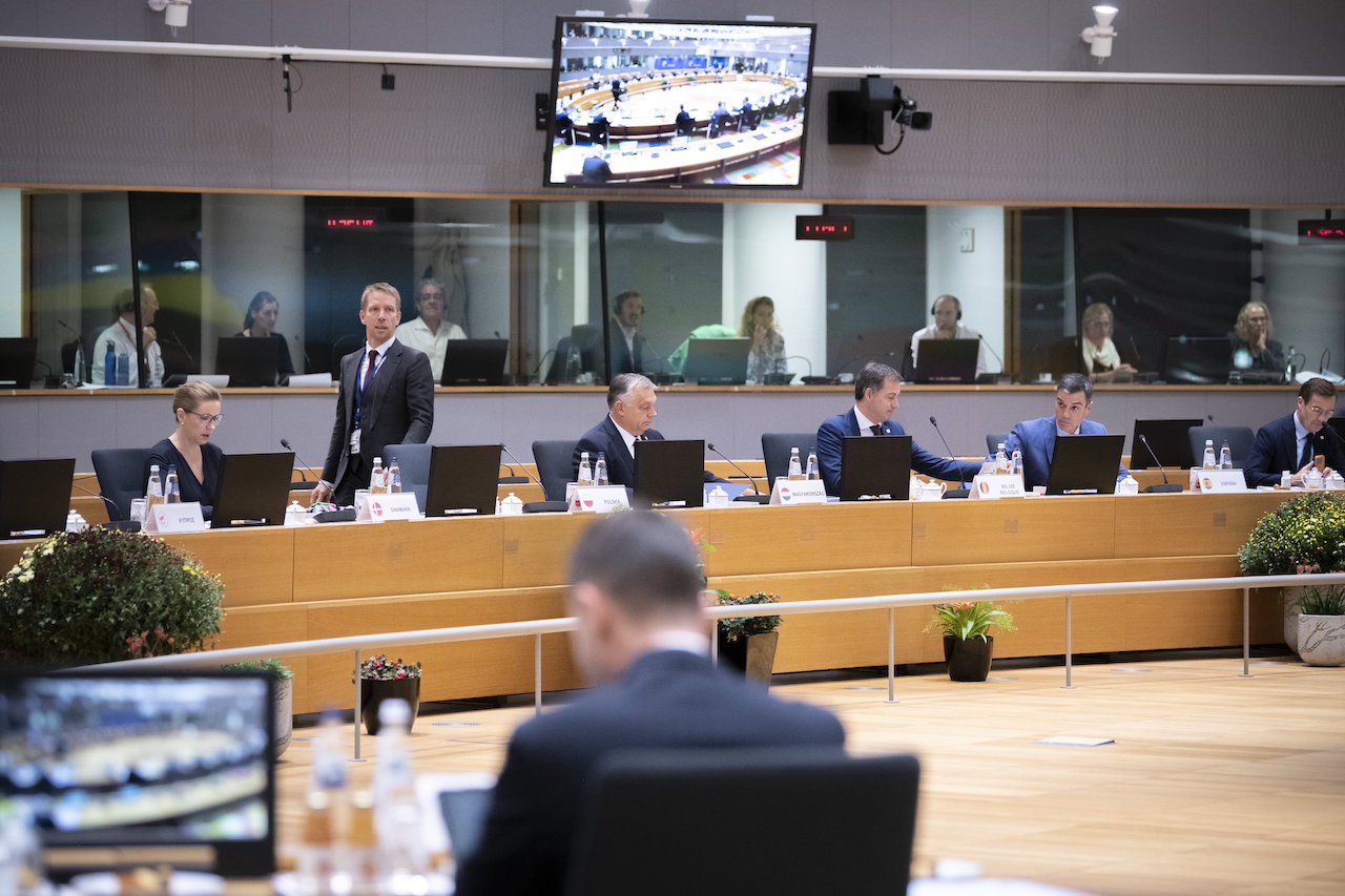 Magyar győzelem, európai széthúzás