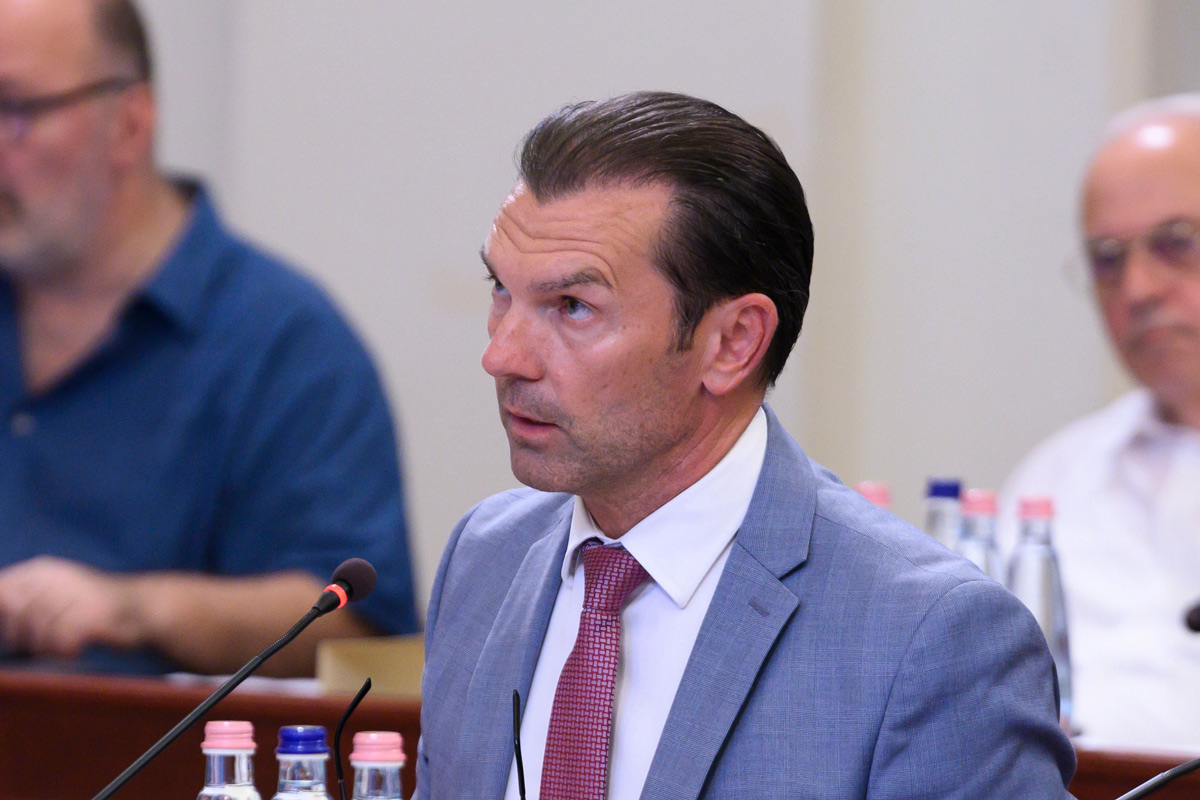 Fidesz: pont az ilyen szankciópárti akciókért fizetik a dollárbaloldalt