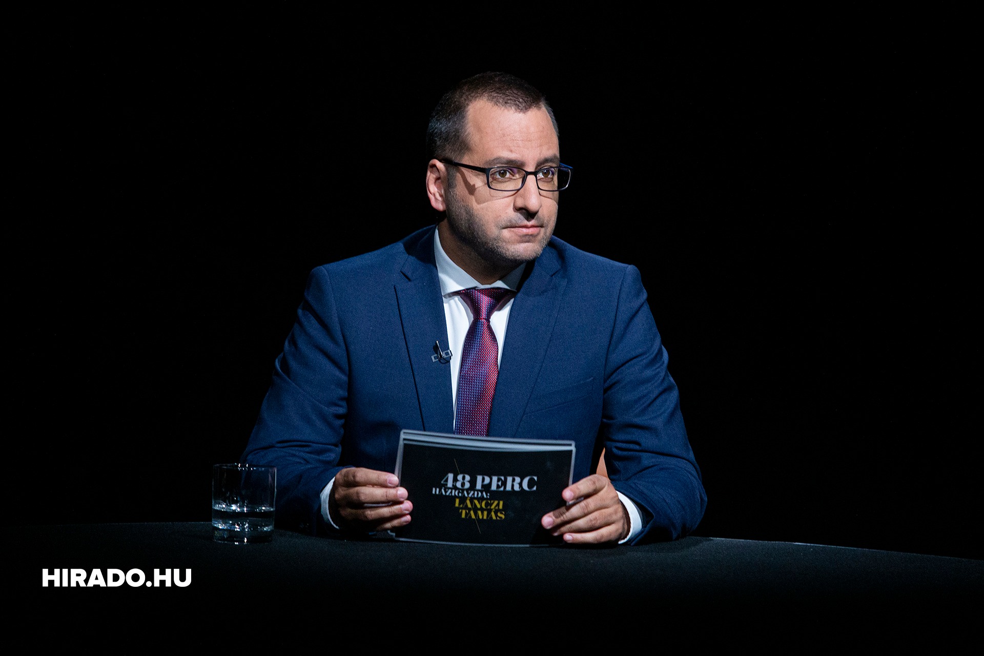 Nyolc koffernyi dollár a baloldal kampányában