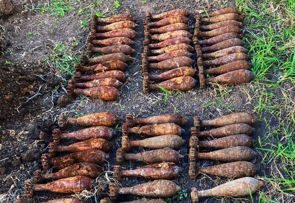 Aknavető gránátok kerültek elő egy mezőzombori szántóföldön