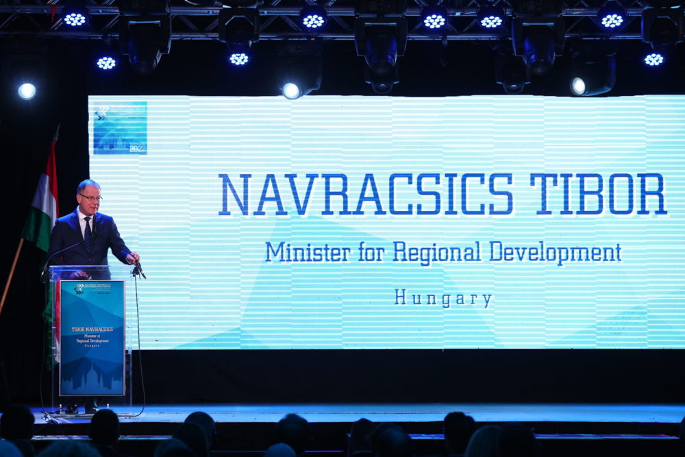 Navracsics Tibor: Magyarország jövőre hozzáférhet az uniós forrásokhoz