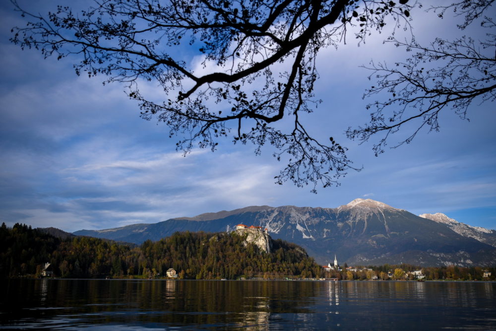 A Bledi-tó és a bledi vár