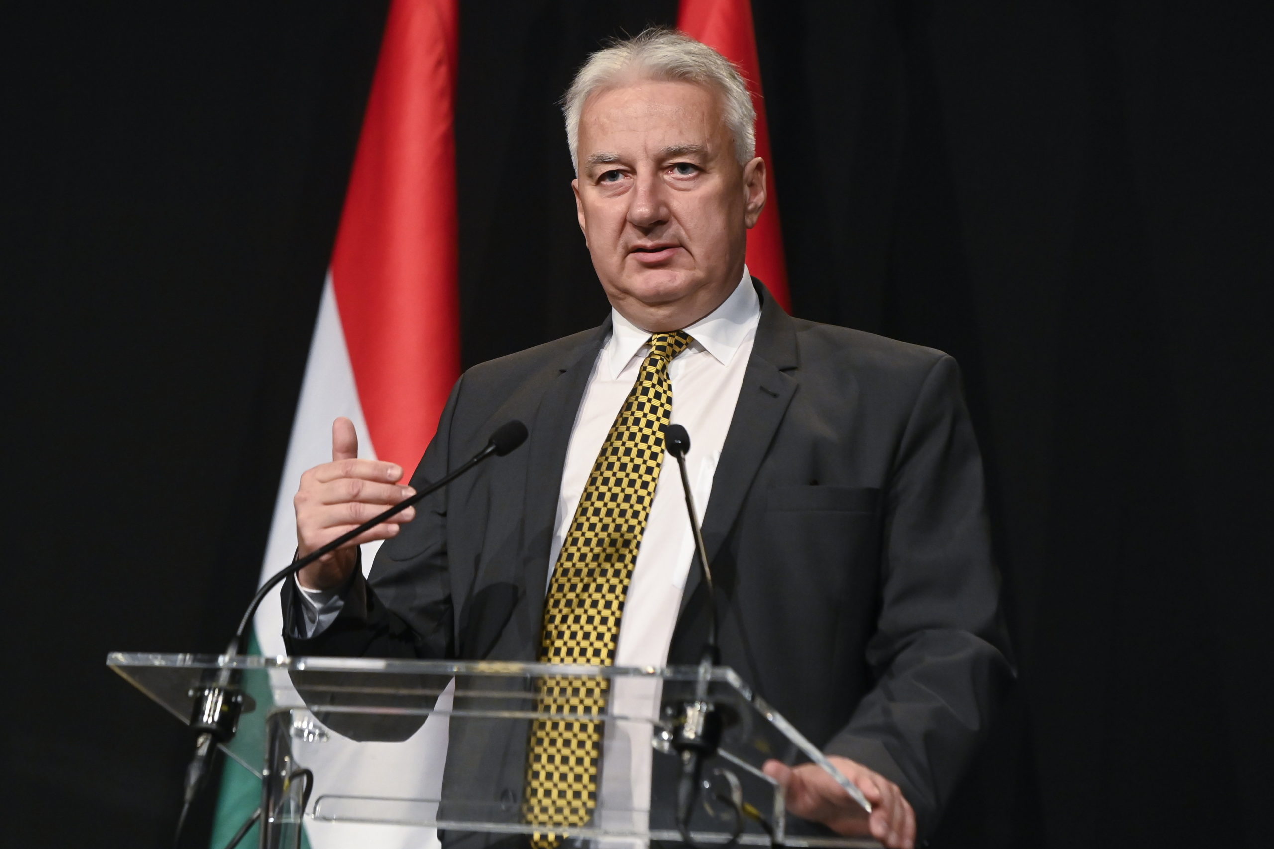 Semjén Zsolt: többszörösére nő a határon túli oktatási-nevelési támogatás