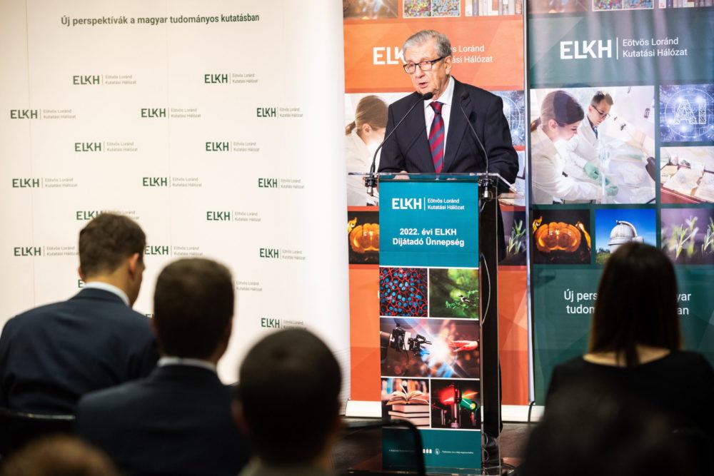 Átadták az ELKH tudományos díjait