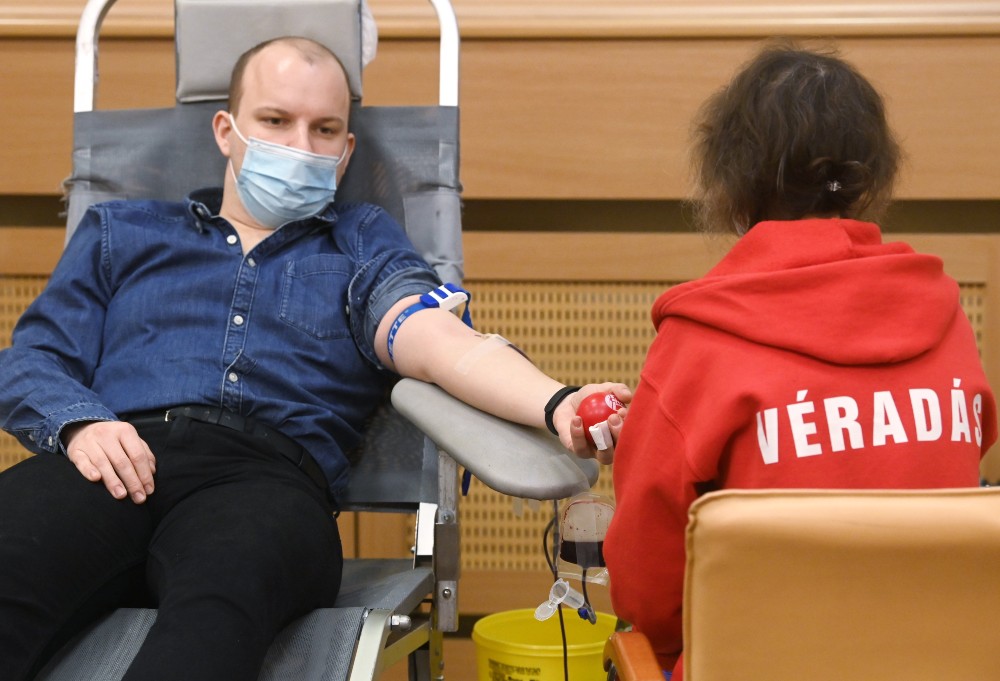 Ma van a magyar véradók napja