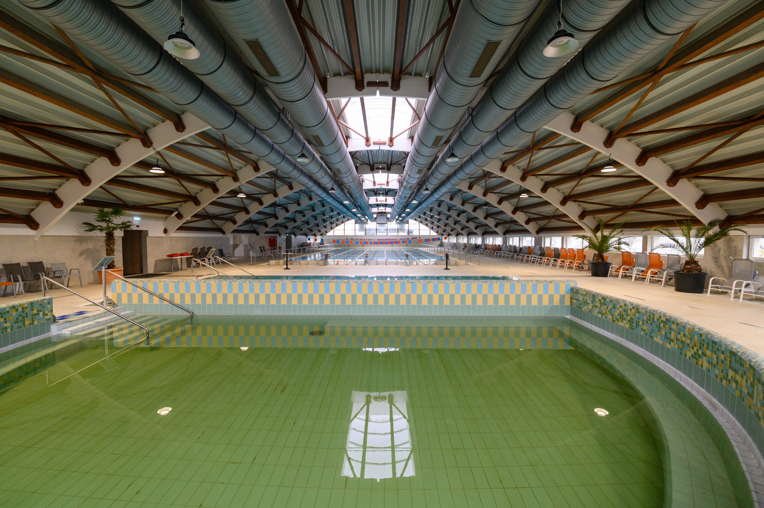 Forgalomélénkítő kampánnyal segítik a fürdőket