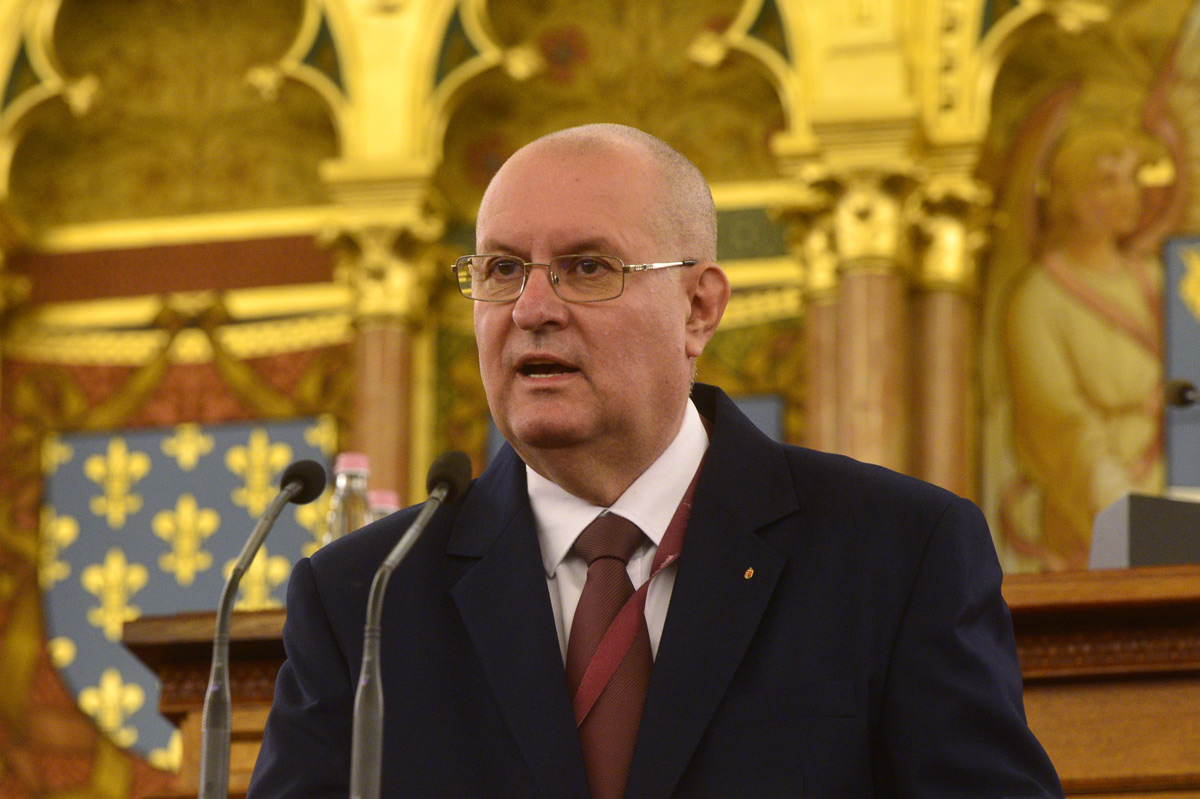 1921 a magyar állam újjászületésének alapjait teremtette meg