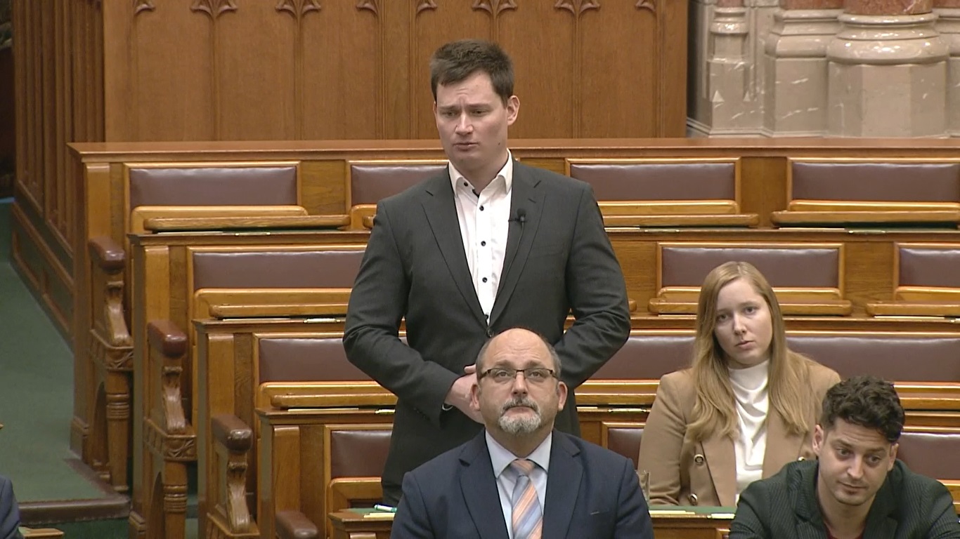 Kanász-Nagy: Tiltakozni kell!